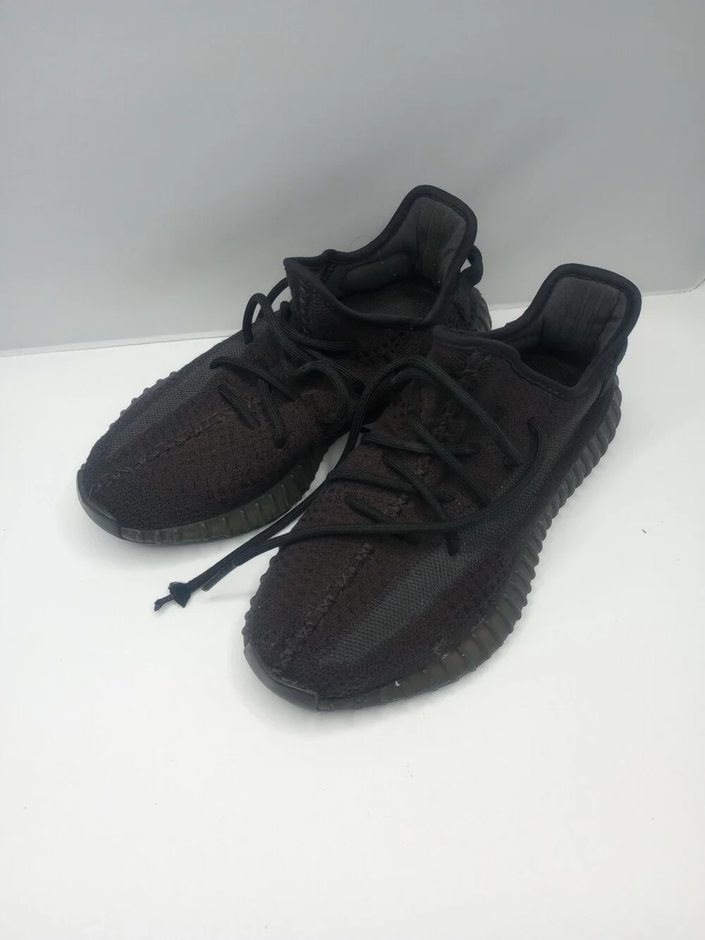Adidas Men's 7.5M Black Ape 779001 02/22 Yeezy Boost 350 V2 Low Onyx Sneakers